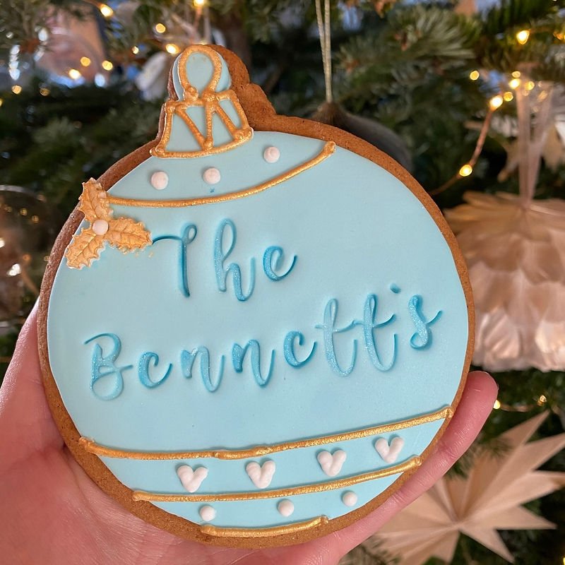 Colourful Kinder Bueno Lambeth cake